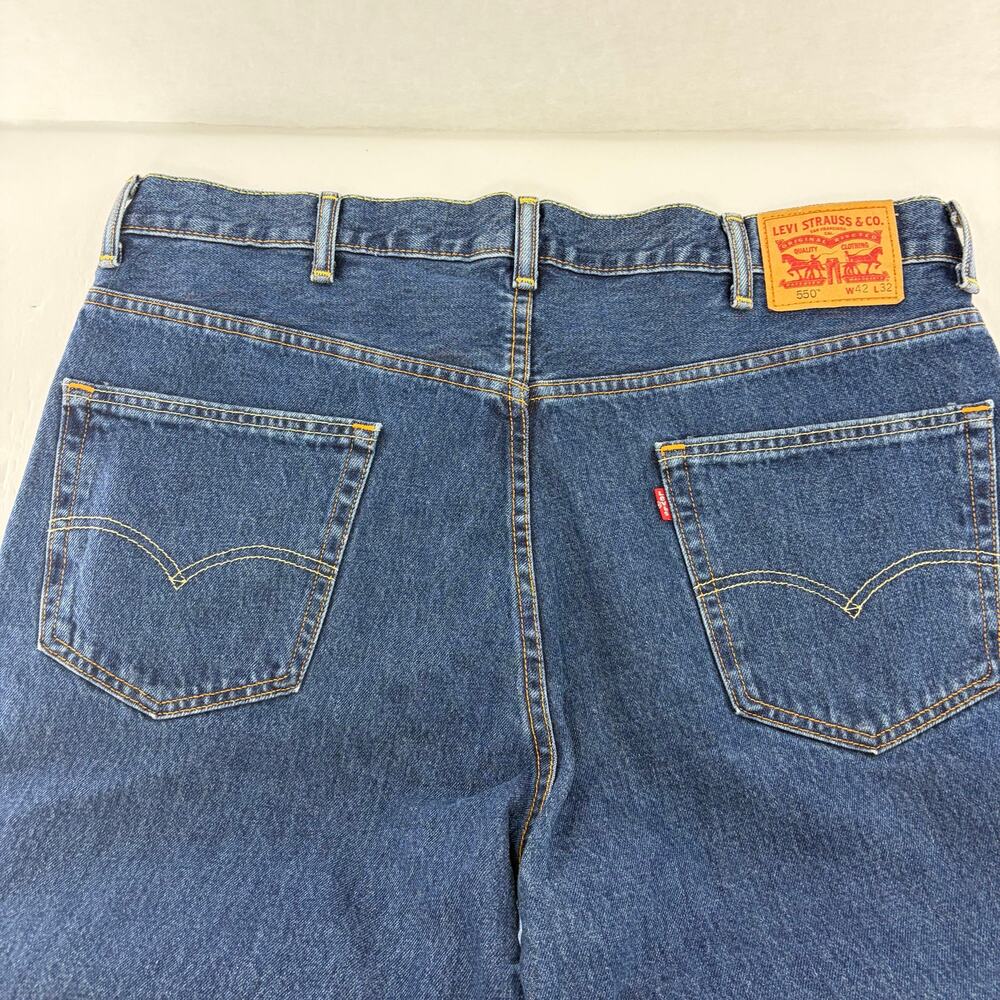 NWT Levi's 550 Relaxed Fit Jeans W42 L32 Dark Wash 🔥